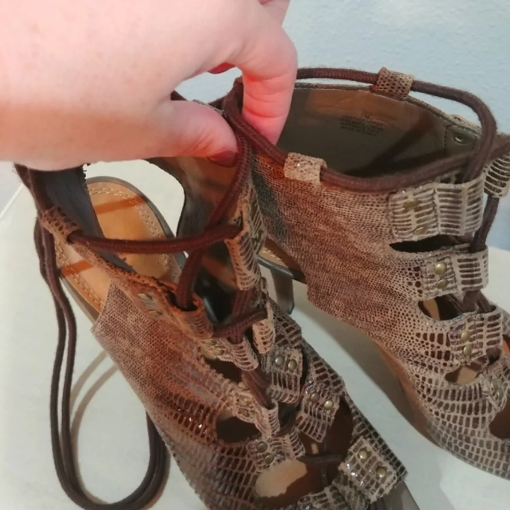 Gianni Bini gladiator style